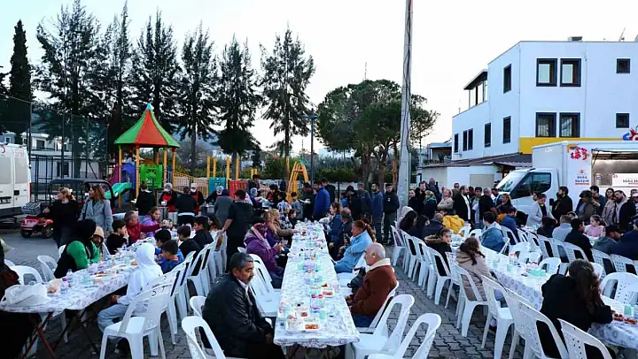 Bodrum Belediyesi'nin iftar programları sürüyor