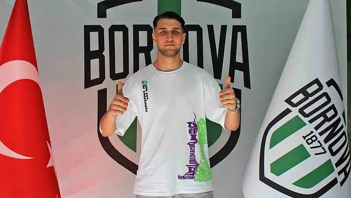 Bornova FK, iki takviye daha gerçekleştirdi