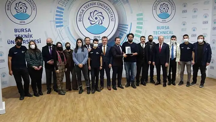 BTÜ öğrencileri ödüllendirildi