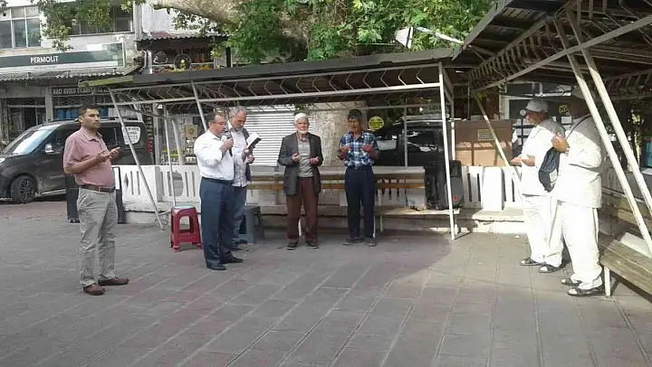 Burhaniye' de hacı adayları uğurlandı