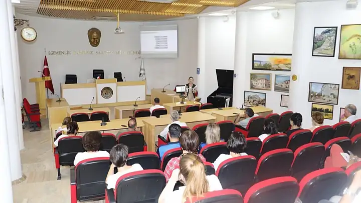 Burhaniye Belediye personeline Uyuşturucu ile Mücadele Semineri