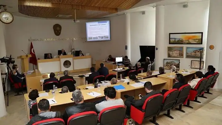 Burhaniye Belediyesi 2021 faaliyet raporu kabul edildi