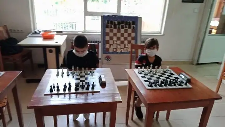 Burhaniye'de Bursem Kursları kısmen başladı