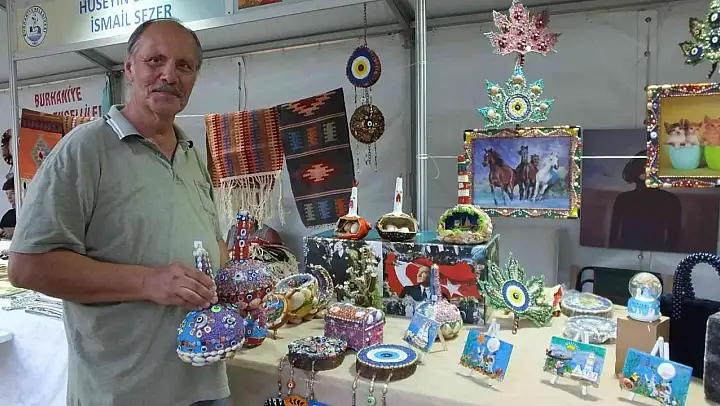 Burhaniye'de deniz kabukları emeklinin gelir kapısı oldu