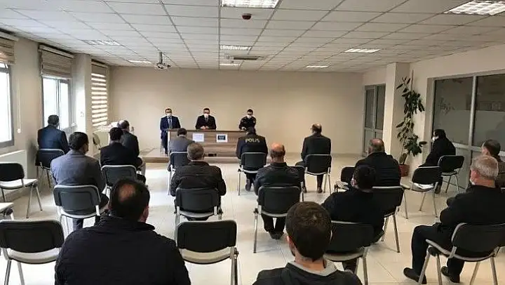 Burhaniye'de gündem koronavirüs