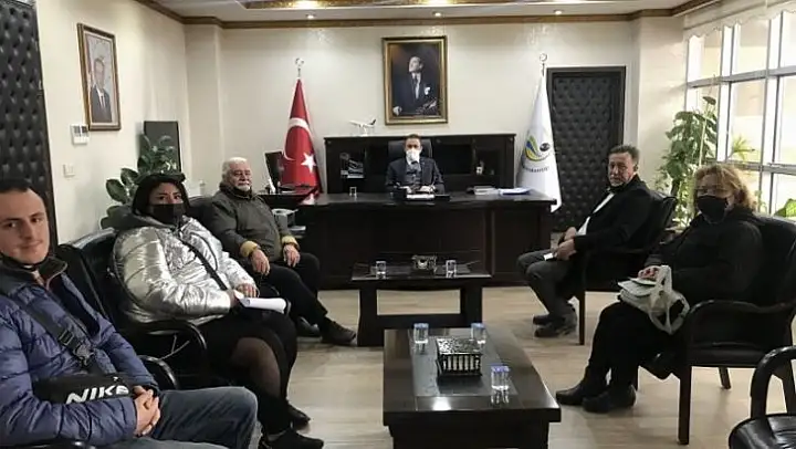 Burhaniye'de Kaymakam Memiş, yeni muhtar ve heyetini kabul etti