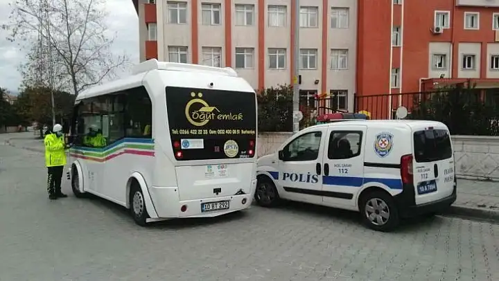 Burhaniye'de kış lastiği denetimi