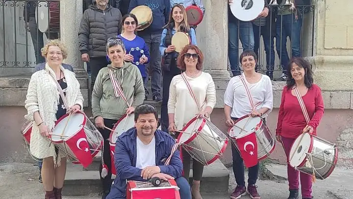 Burhaniye'de Özgür Kanatlar Bandosu 13 Nisan'a hazırlanıyor