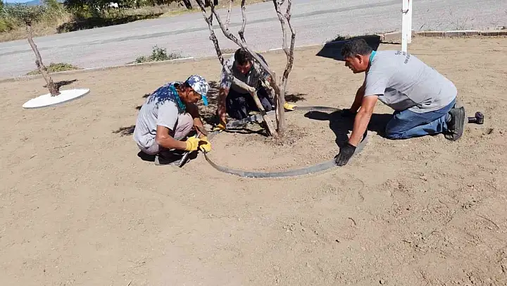 Burhaniye'de parklara önem veriliyor