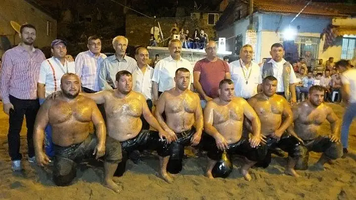 Burhaniye'de Sübeylidere Yağlı Güreşleri 15 Nisanda yapılacak
