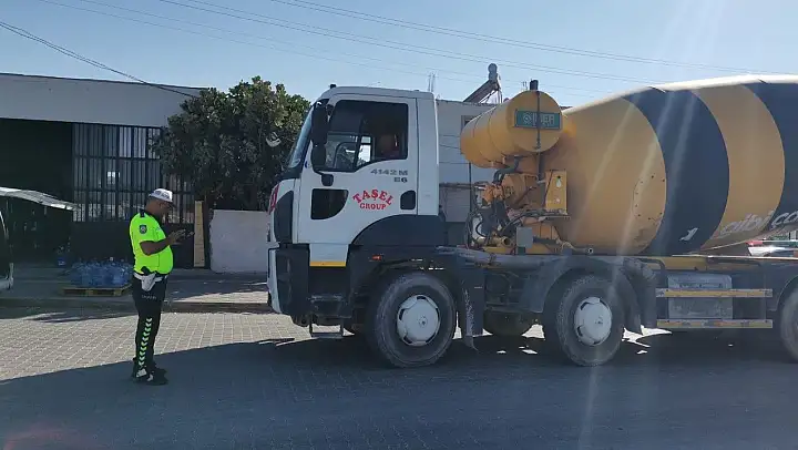Burhaniye'de trafik denetimleri artırıldı
