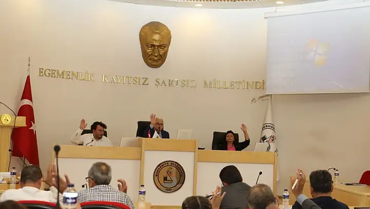 Burhaniye'de yol yapımı için firma bulunamıyor