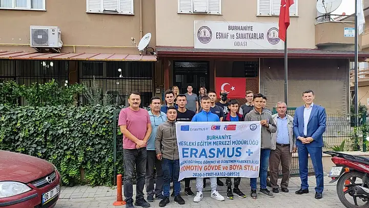 Burhaniyeli öğrencilere yurt dışı eğitimleri devam ediyor
