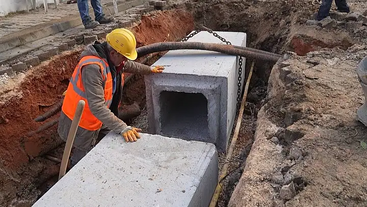 Bursa Büyükşehir'den sağlıklı altyapı için yoğun mesai