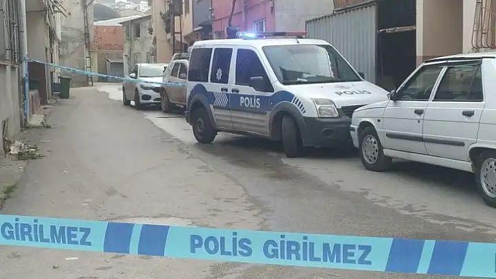 Bursa'da 80 yaşındaki baba tartıştığı oğlunu silahla vurdu
