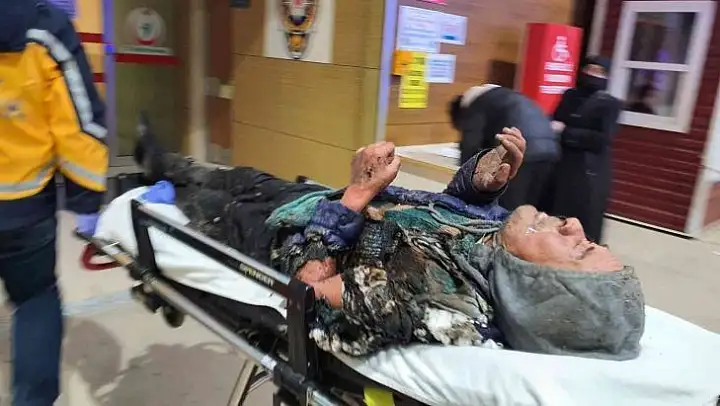 Bursa'da alkollü adam ısınmak için yaktığı ateşe düştü