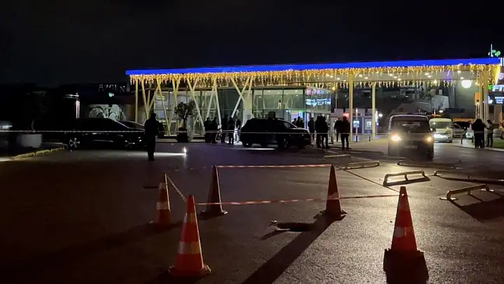 Bursa'da eğlence merkezinde silahlı kavga: 1 yaralı