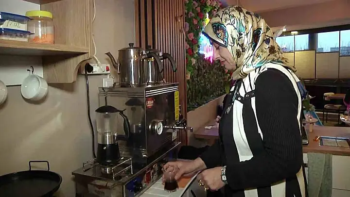 Bursa'da kadınlara özel kahvehane