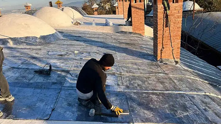 Bursa'da tarihi han ve çarşılar 24 saat hizmet verecek