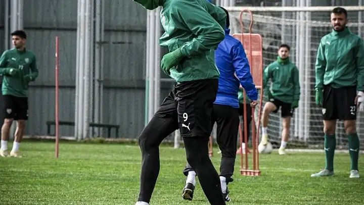 Bursaspor'da Kırşehir FK maçı hazırlıkları sürüyor