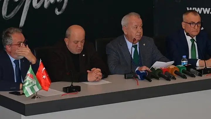 Bursaspor Divan Kurulu: 'Fedakarlık istemek mecburiyetindeyiz'
