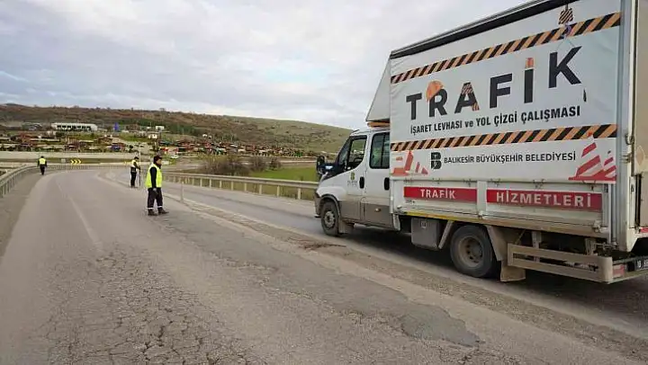 Büyükşehir'den OSB eski yoluna yeni asfalt