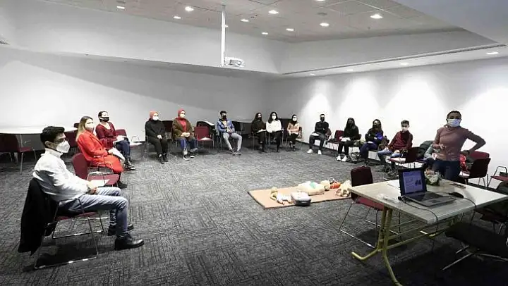 Büyükşehir Gençlik Meclisi'nden ilk yardım eğitimi