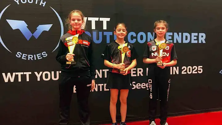 Büyükşehir sporcusu Almanya'dan şampiyon döndü