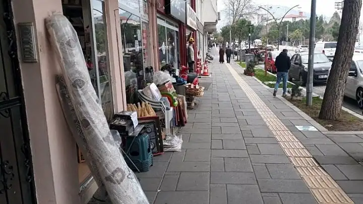Büyükşehir zabıtadan seyyar ve işgaliye denetimi