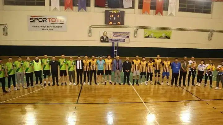 Çameli'nde mahaller kozlarını filede paylaştı