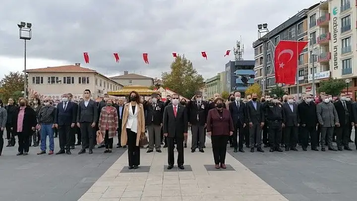Çan'da, 29 Ekim Cumhuriyet Bayramı çelenk töreni