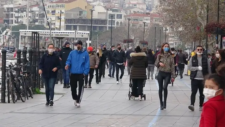 Çanakkale'de 80 saatlik kısıtlamanın ardından kordon doldu taştı