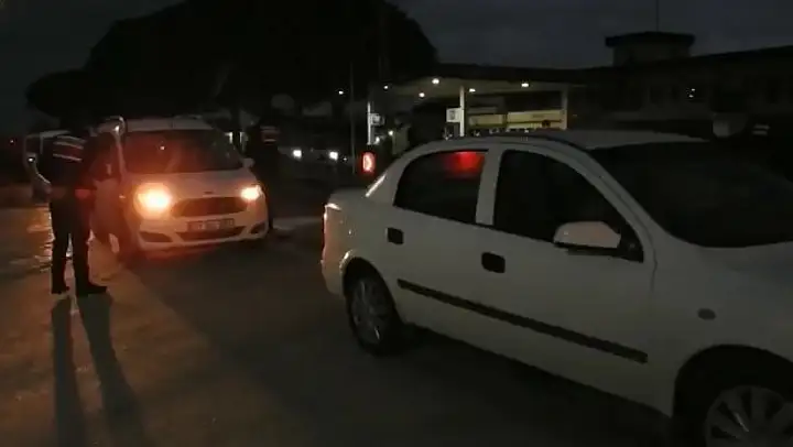 Çanakkale'de jandarmadan sahte rakı operasyonu