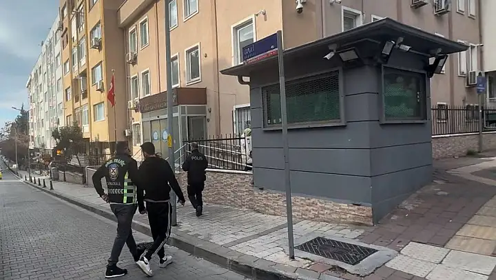 Çanakkale'de Motosikletiyle tehlikeli hareketler yapıp sosyal medya hesabında paylaşan sürücüye 14 bin 69 lira ceza