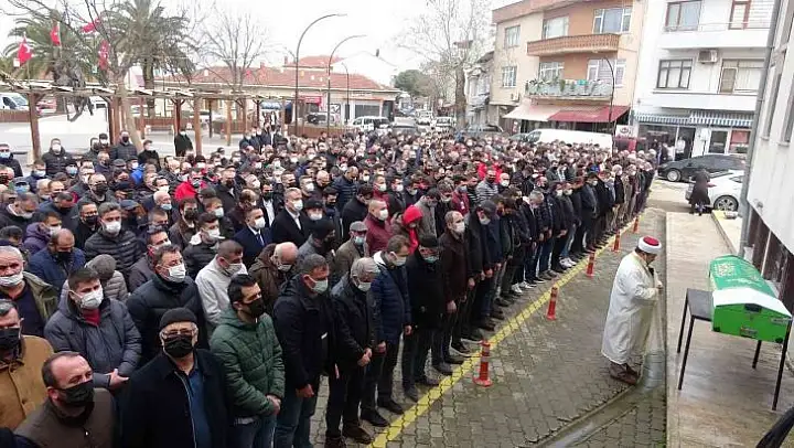 Çanakkale'deki feci kazada hayatını kaybeden sürücü defnedildi