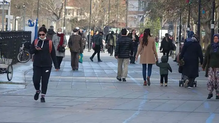 Çanakkale korona virüs artışında yine birinci sırada