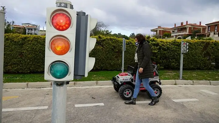 Çeşme'de anaokulu öğrencileri trafik eğitimi aldı