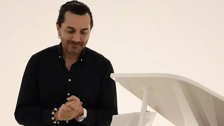 Çeşme'den dünyaya: Mustafa Boran Durgun'un eseri büyük ilgi görüyor