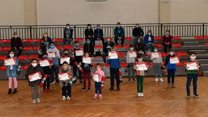 Çiğli Belediyesinden satranç takımı