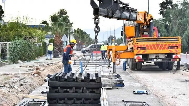 Çiğli Tramvayında çalışmalar hızla sürüyor: 2022 sonunda testlere başlanacak