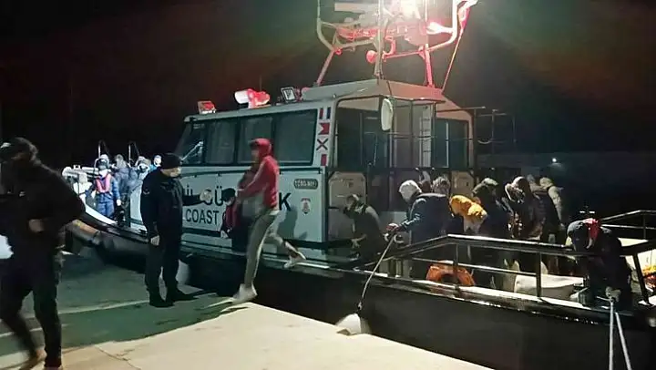 Datça'da Yunanlıların geri ittiği 62 düzensiz göçmen kurtarıldı