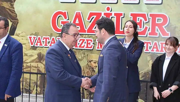 Denetimli Serbestlik Müdürü Güler, Denizli Gaziler Derneğine ziyarette bulundu