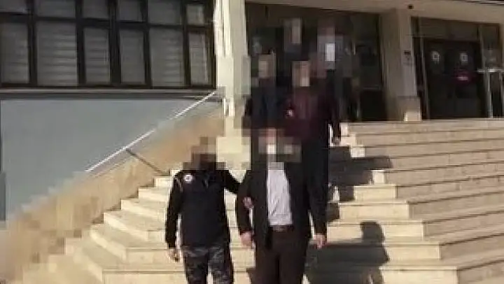 Denizli'de firari 8 FETÖ üyesi jandarmanın operasyonuyla yakalandı