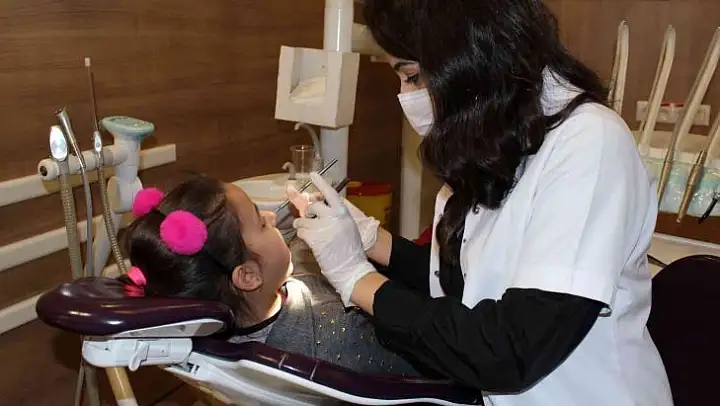 Denizli'de geçen yıl 285 bin kişiye ağız ve diş sağlığı hizmeti verildi