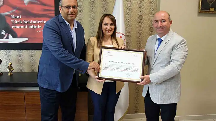 Denizli'nin ilk beslenme ve fiziksel aktivite dostu işletmesi belgesini aldı