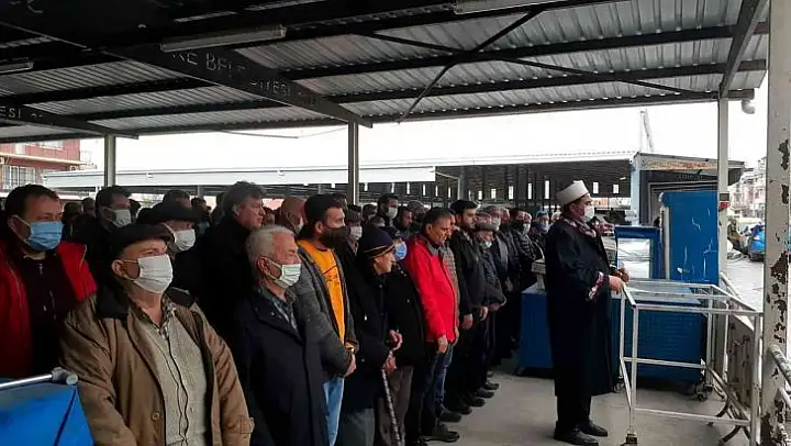 Didim'de denizde kaybolan şahsın cenazesi Söke'de toprağa verildi