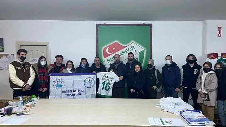 Dijital iş dünyası için üniversiteli mezunlar geliyor