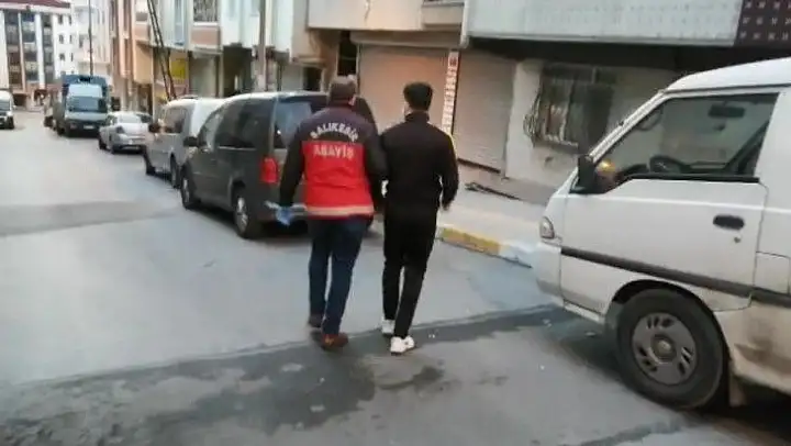 Dolandırıcılık şebekesine operasyon
