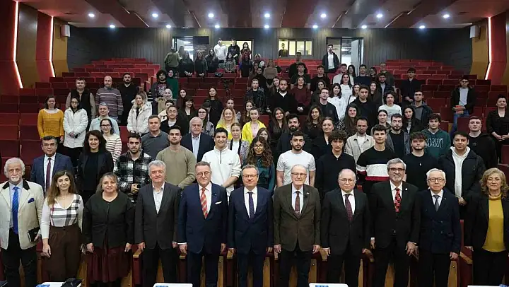 Duayen sanayiciden üniversitelilere tavsiyeler