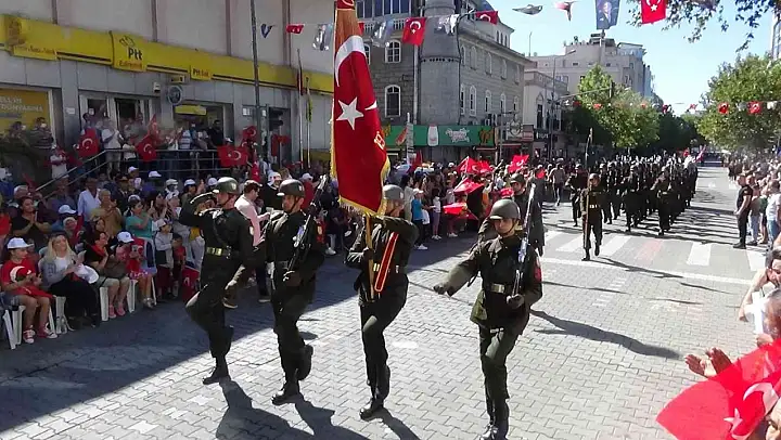 Edremit'in düşman işgalinden kurtuluşunun 100. yıl dönümü törenler ile kutlandı